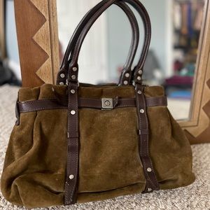 Lanvin Tote bag. Used to be my most favorite piece. Bought long time ago